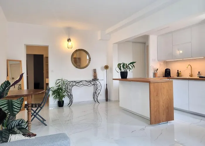 Loft Les Cigales, Refait A Neuf A 5Min De La Mer Avec Parking - By Auraconciergerie